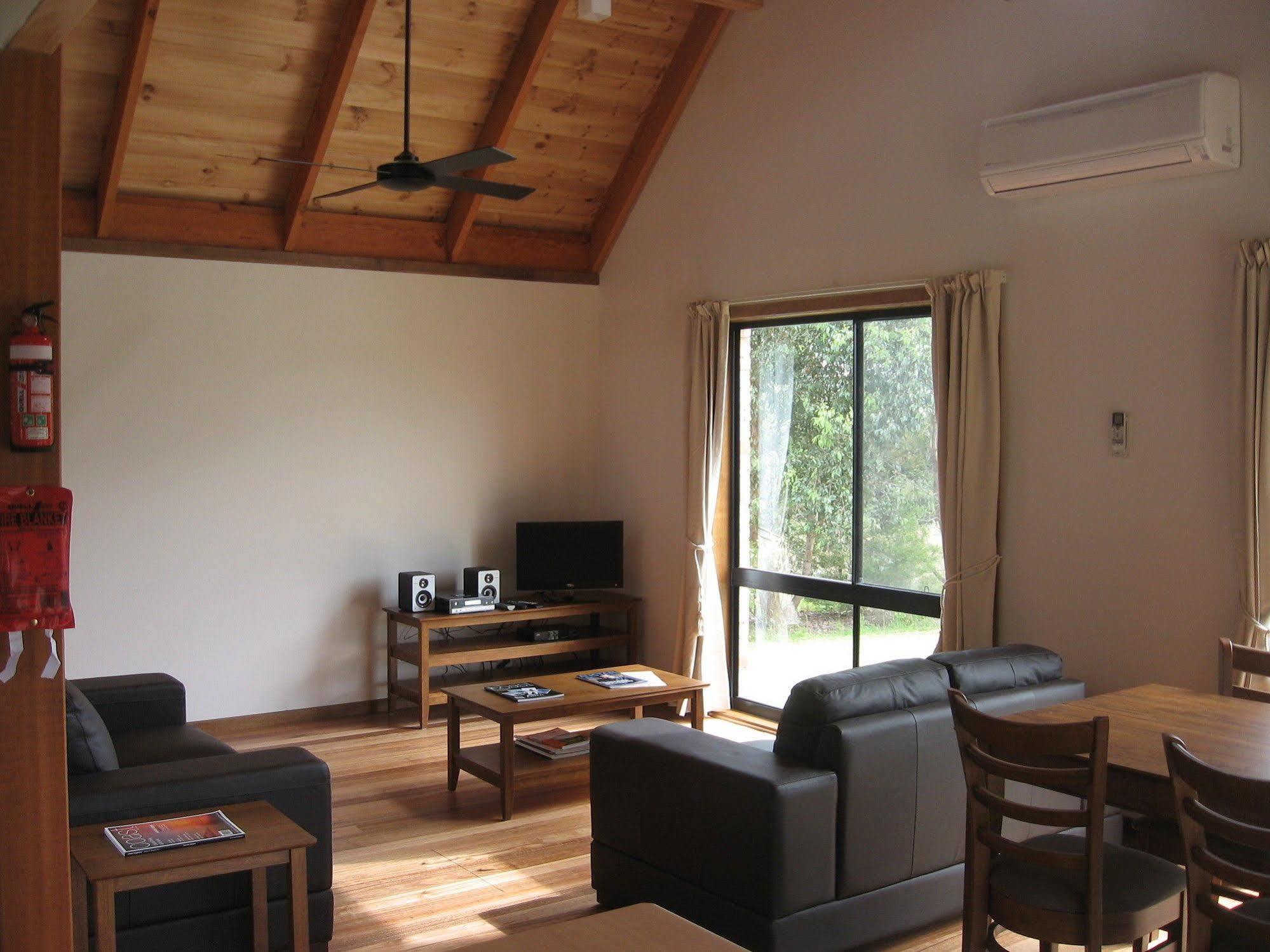 Prom Coast Holiday Lodge Waratah Bay Bagian luar foto