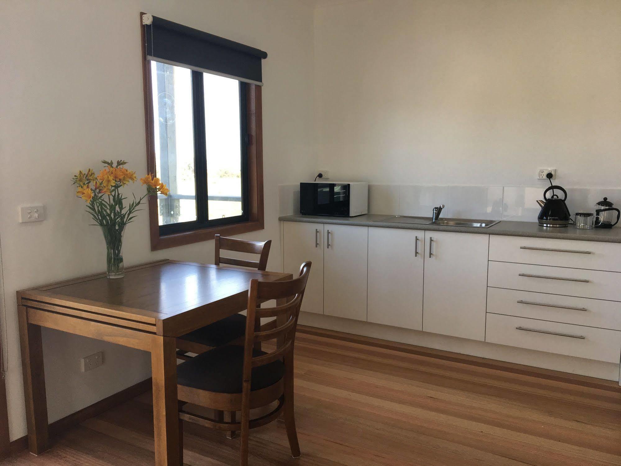 Prom Coast Holiday Lodge Waratah Bay Bagian luar foto