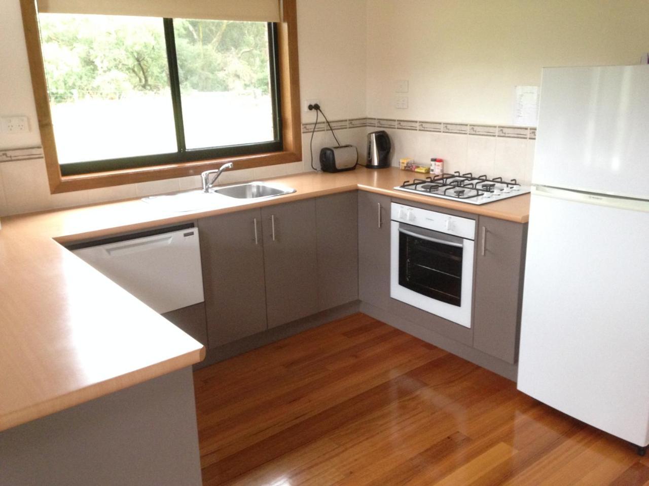 Prom Coast Holiday Lodge Waratah Bay Bagian luar foto